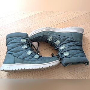 Ryka Winter Boots Quilted Size 9.5